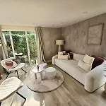 With Private Sauna On The Veluwe With Cold Water Tub Bath Appartement Putten